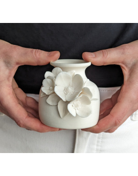 Meaghan Schaefer - Small Flower Vase